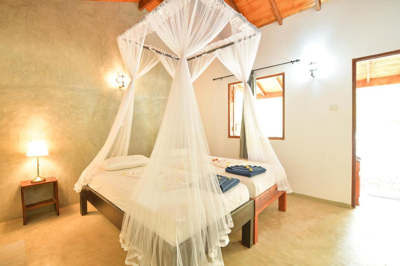 De Silva Palm Resort Калпития Экстерьер фото