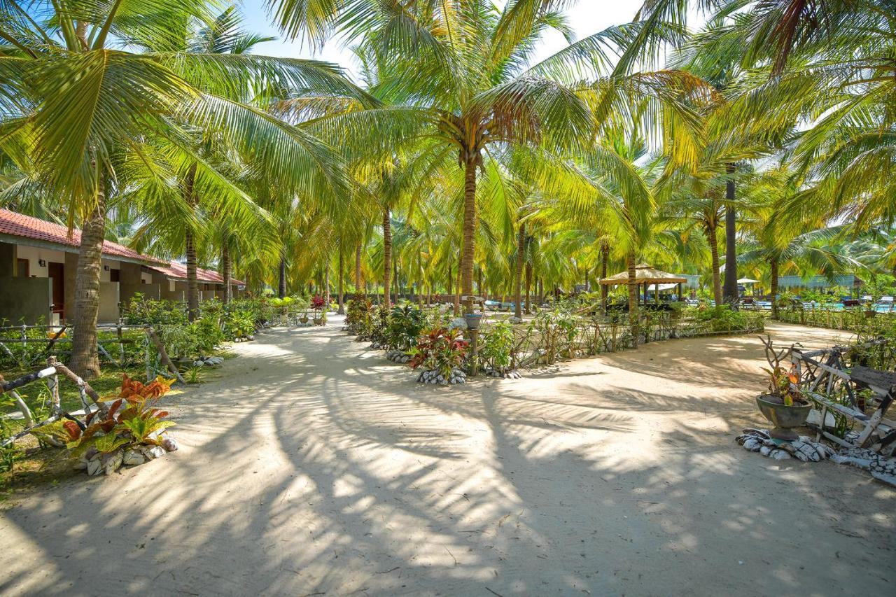 De Silva Palm Resort Калпития Экстерьер фото